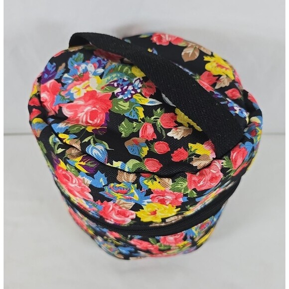 Floral Essential oils carry Bag like new! - Picture 2 of 8